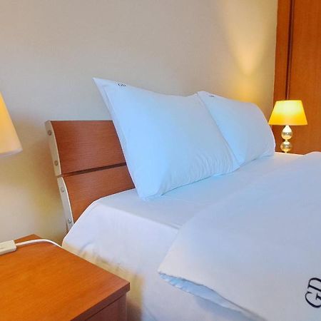 Golden Delight Central Apartment Skopje Luaran gambar