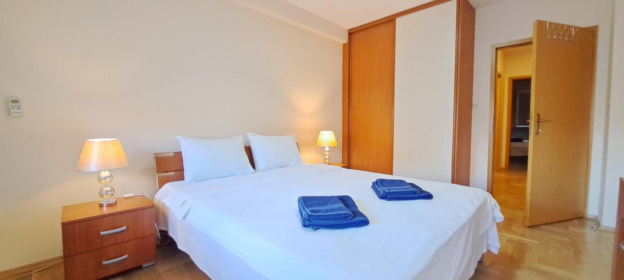 Golden Delight Central Apartment Skopje Luaran gambar