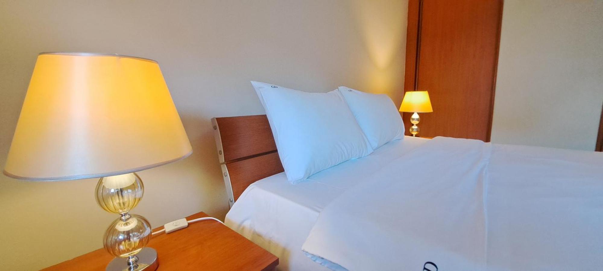 Golden Delight Central Apartment Skopje Luaran gambar