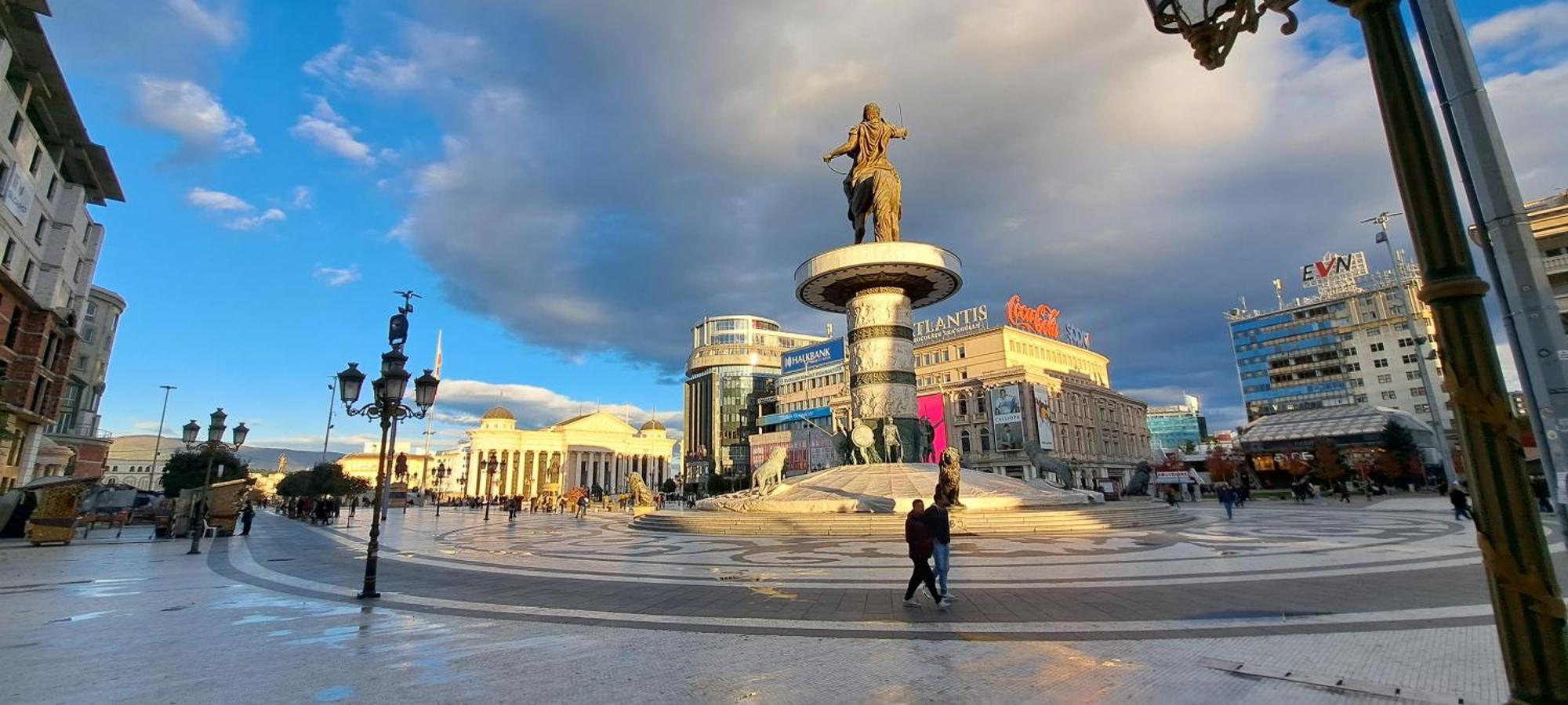 Golden Delight Central Apartment Skopje Luaran gambar